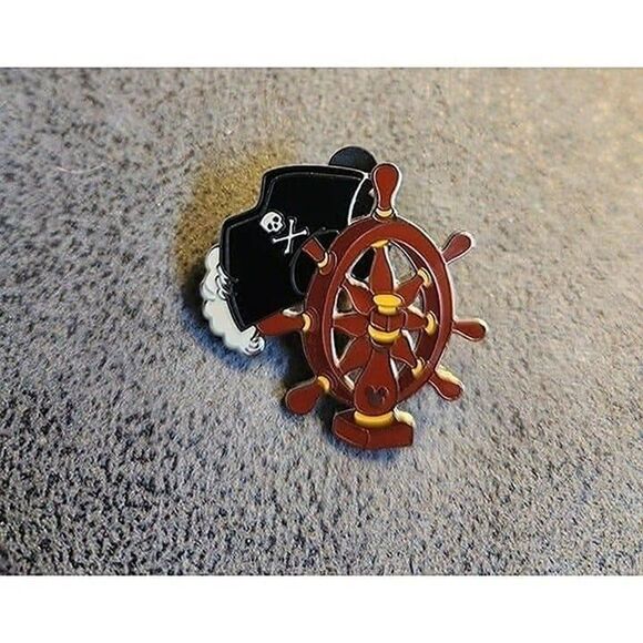 Disney Pins Cast Lanyard Collection 4 Pirates of the Caribbean - Picture 5 of 7